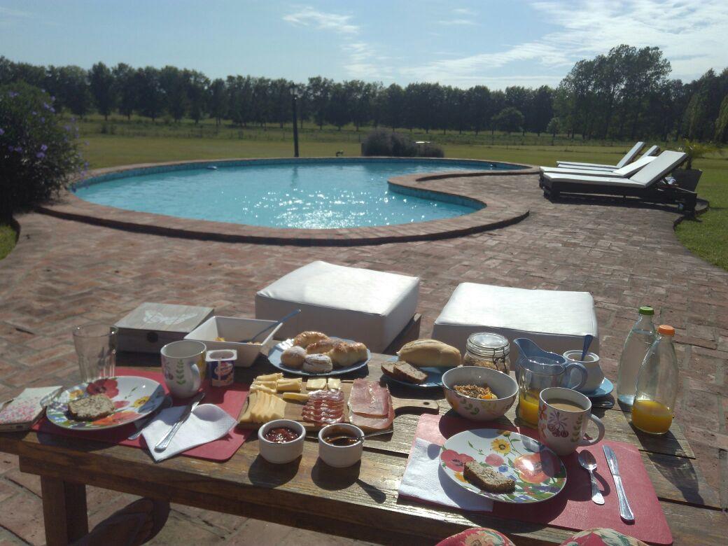 The Polo House Bed & Breakfast Pilar  Luaran gambar